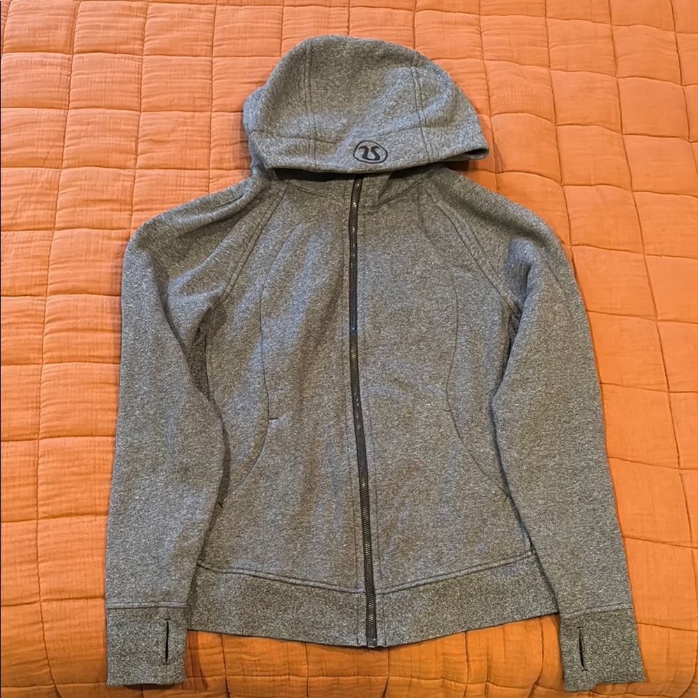 Lululemon Gray Swestshirt with Hood and Zip-Up Design